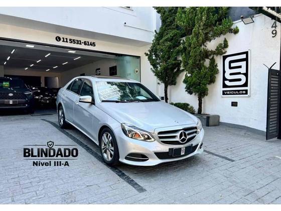 MERCEDES-BENZ E 250 2.0 AVANTGARDE 16V TURBO GASOLINA 4P AUTOMÁTICO MERCEDES-BENZ E 250 2.0 AVANTGARDE 16V TURBO GASOLINA 4P AUTOMÁTICO